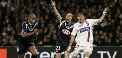 Карим Бензема забивает свой очередной мяч, фото AP