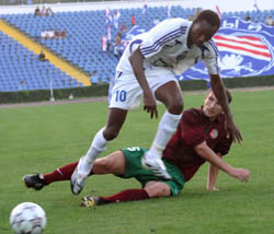 Равная борьба, равный счет. Фото из архива sctavriya.com