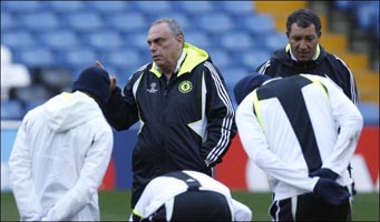 Грант продолжит работу с командой