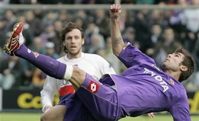 Муту отметил возвращение голом, АР