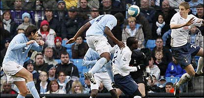 Онуоха забивает победный мяч, РА