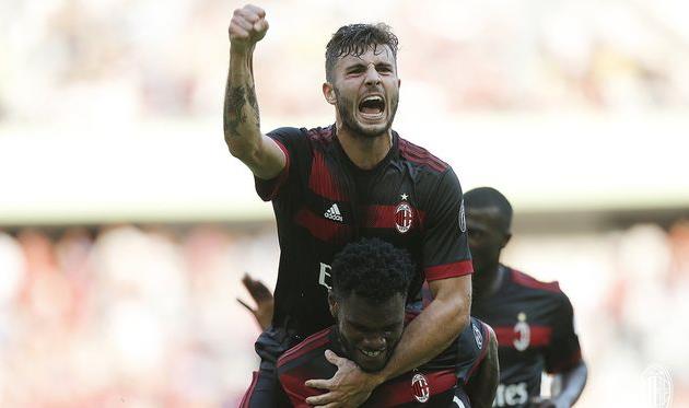 Радость игроков Милана, twitter.com/acmilan