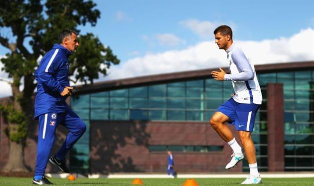 Альваро Мората (справа), ФК Челси