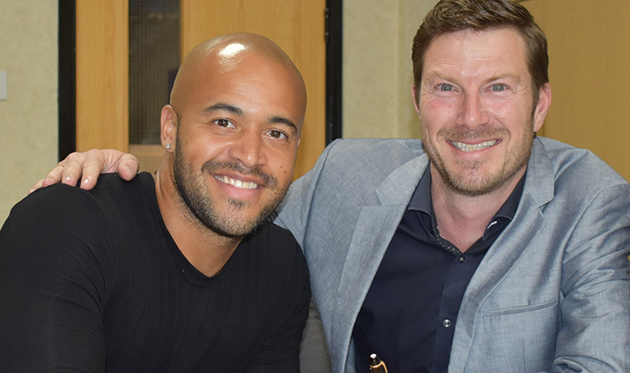 Даррен Рандольф (слева), mfc.co.uk