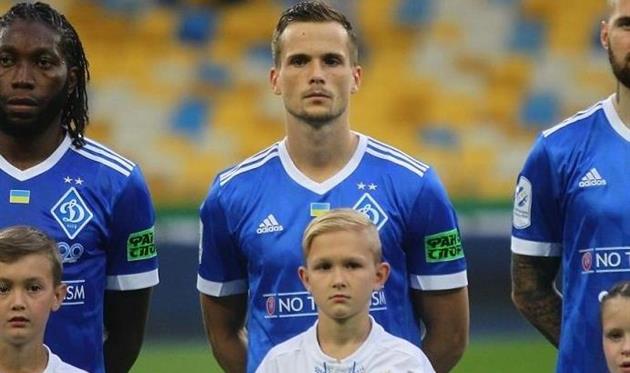 томаш Кендзера (по центру), fcdynamo.kiev.ua