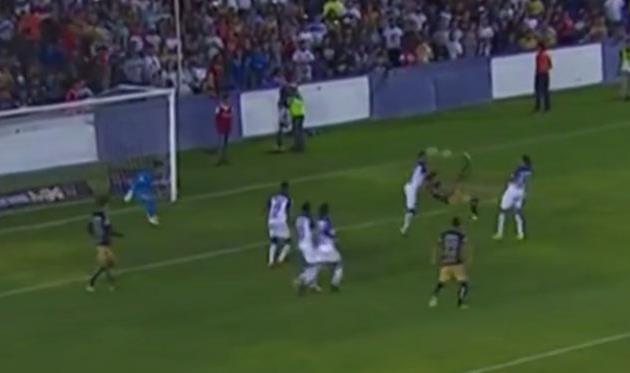 Мексиканец классным ударом ножницами спас свою команду от поражения