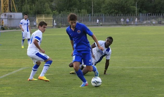 Руслан Кисиль (по центру), fcilich.com