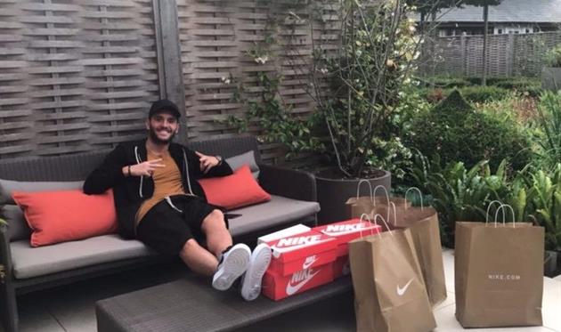 Лукас Перес пакует вещи? twitter.com/LP10oficial