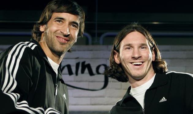 Рауль (слева) и Месси - лучшие игроки в истории Примеры