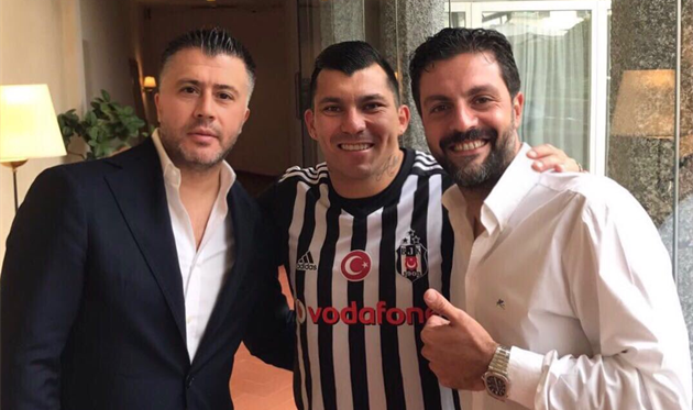 Гари Медель, twitter.com/Besiktas