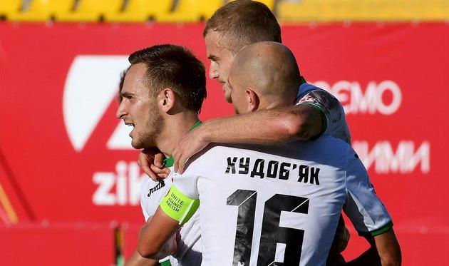 фото ФК Карпаты