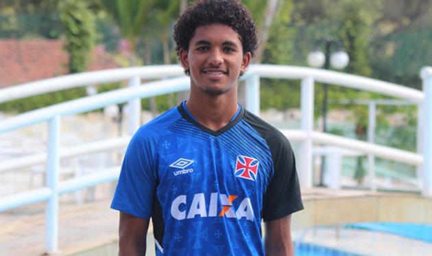 Дуглас перешел из Сити в Жирону, фото фк васко да гама