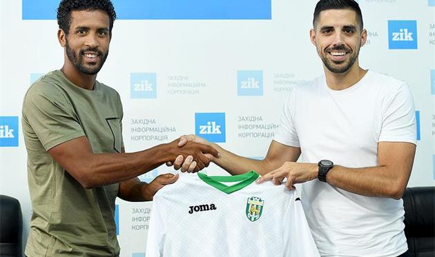 Фернандо Тиссоне (слева), ФК Карпаты