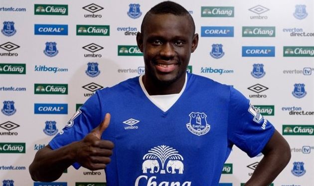 Умар Ниассе, ФК Эвертон