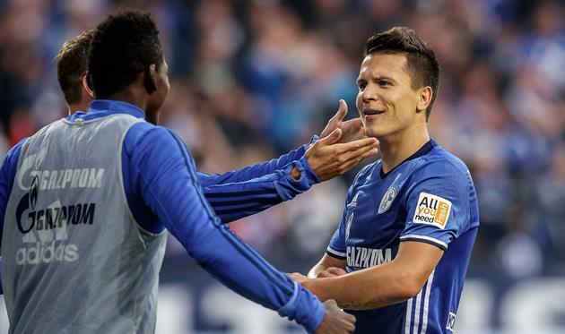 Евгений Коноплянка, twitter.com/s04