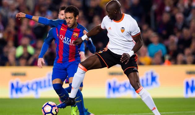 Эльяким Мангала против Неймара, Getty Images