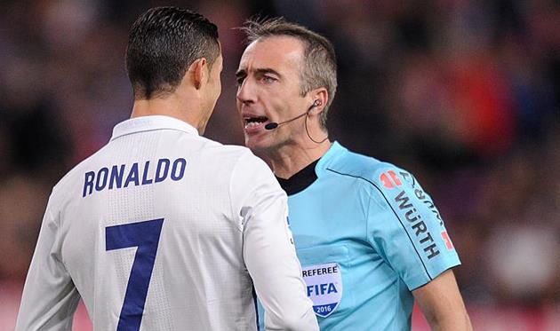 Борбалан доказывает свою правоту Криштиану Роналду, Getty Images