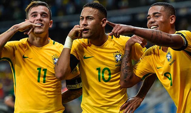Коутиньо (слева) и Неймар (в центре), Getty Images