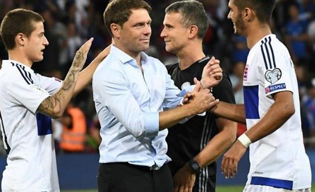 Люк Хольтц и его команда