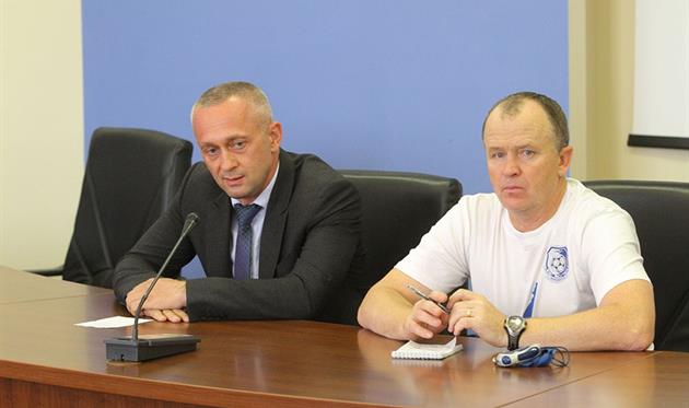 Олег Дулуб (справа), ФК Черноморец