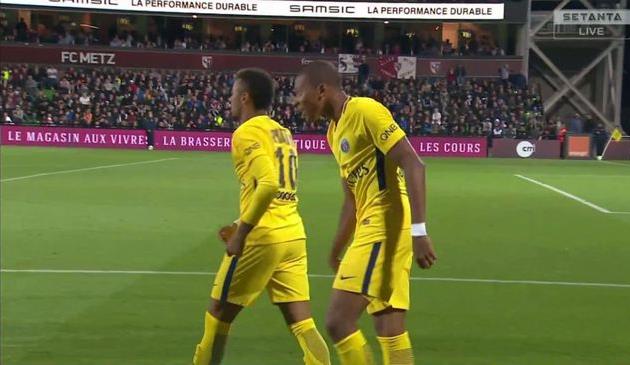 Килиан Мбаппе и Неймар, скриншот