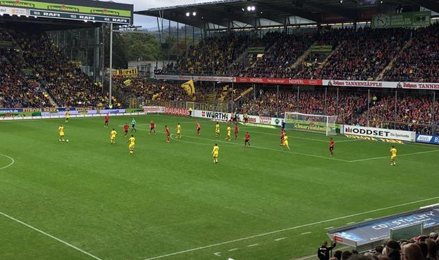 Бундеслига: Боруссия не дожала Фрайбург, Майнц обыграл Байер, хет-трик Финнбогассона