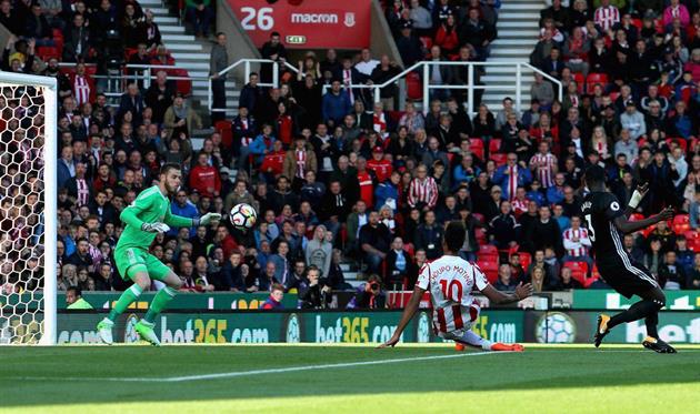 Эрик Максим Чупо-Мотинг, twitter.com/stokecity