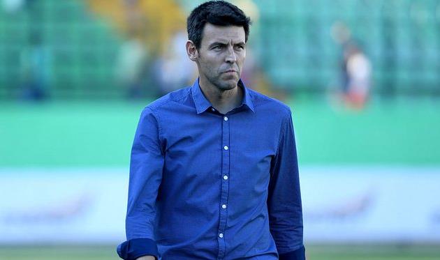 Головний тренер Карпат Серхіо Наварро, фото ФК Карпати