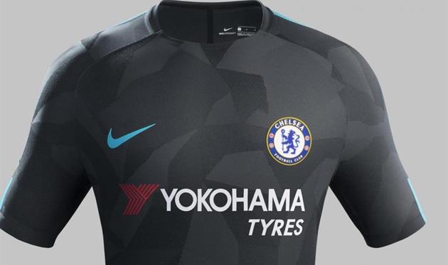 Челси представил третий комплект формы от Nike