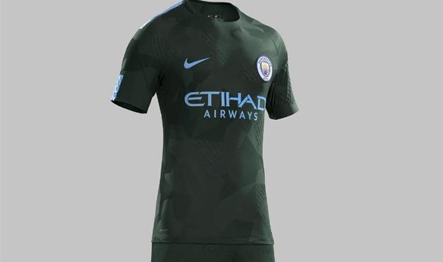 Под копирку: Найдите отличия в новых формах Ман Сити и Челси