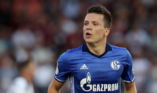 Стало известно, сколько Коноплянка зарабатывает в Шальке