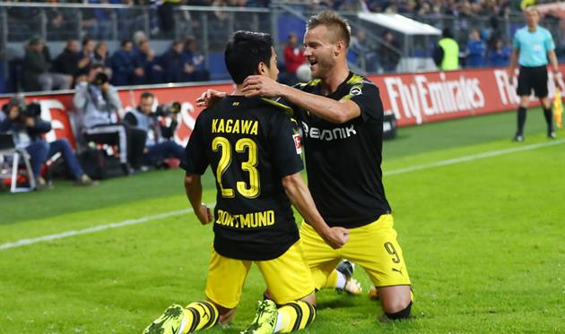 Ярмоленко празднует гол Кагавы, Getty Images