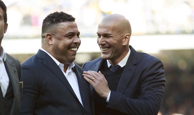 Роналдо и Зидан, getty images