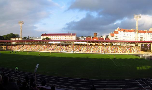 Тернопольский городской стадион, ФК Нива