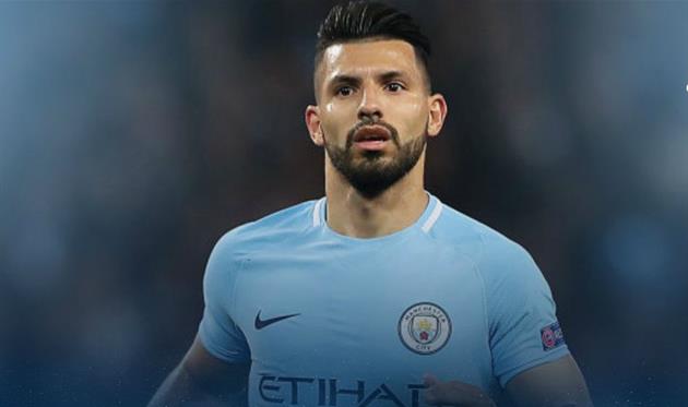 Пятов не позволил Агуэро отличиться с пенальти