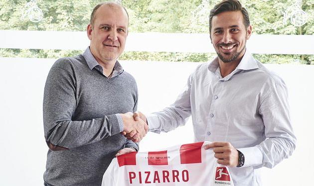 Клаудио Писарро (справа), фк кельн