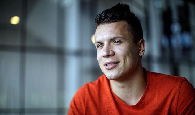 Евгений Коноплянка, facebook.com/kono10official