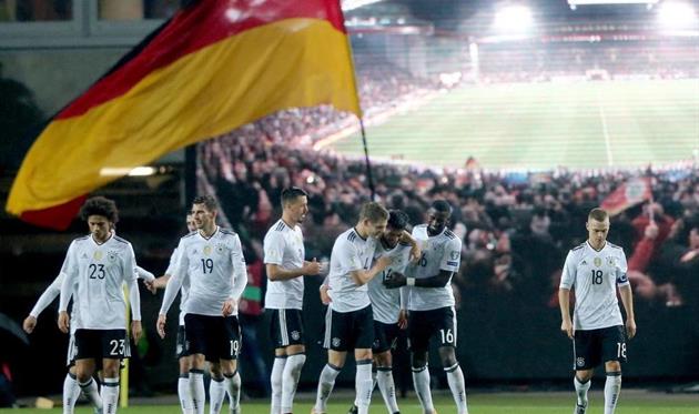 twitter.com/DFB_Team_EN