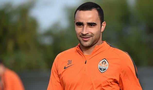 Исмаили, ФК Шахтер