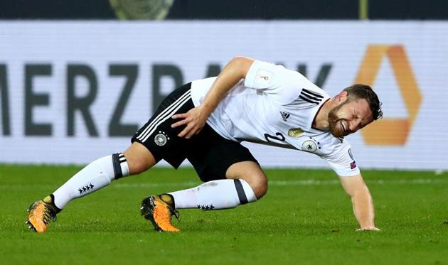 Шкодран Мустафи получил травму, getty images