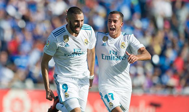 Карим Бензема празднует гол с Лукасом Васкесом, getty images