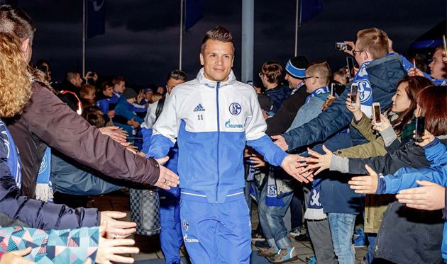 Евгений Коноплянка, twitter.com/s04