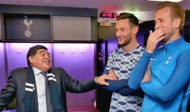 Диего Марадона, Уго Льорис и Харри Кейн, EPA