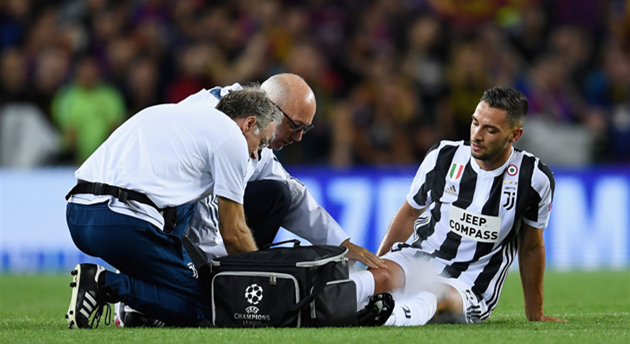 МАТТИА ДЕ ШИЛЬО (СПРАВА)