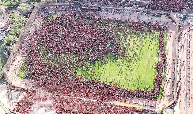 Фанаты Аль-Ахли, Daily Mail