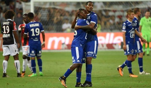 Пострадавший - Кристофе Херелле (справа)