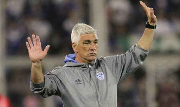 Омар Де Фелиппе, velezsarsfield.com.ar