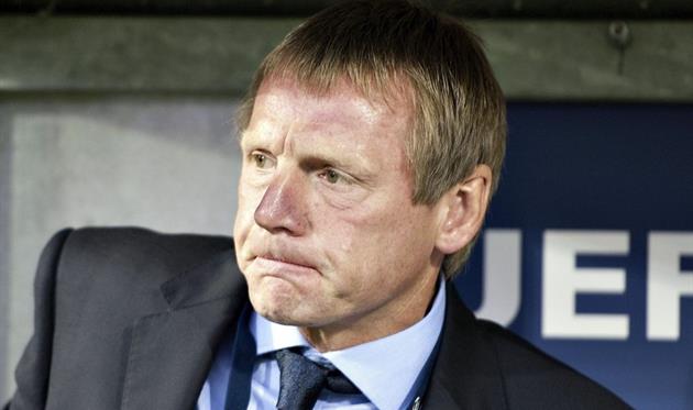 Стюарт Пирс, Delfi