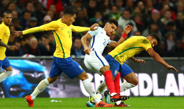 Доминик Соланке в борьбе против бразильцев, Getty Images