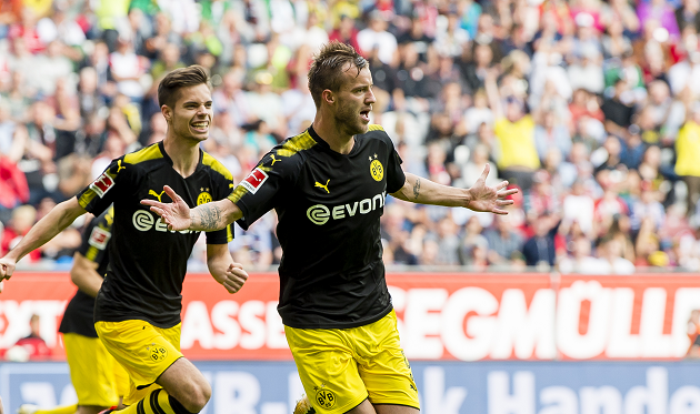 Ярмоленко (справа) и Вайгль, getty images